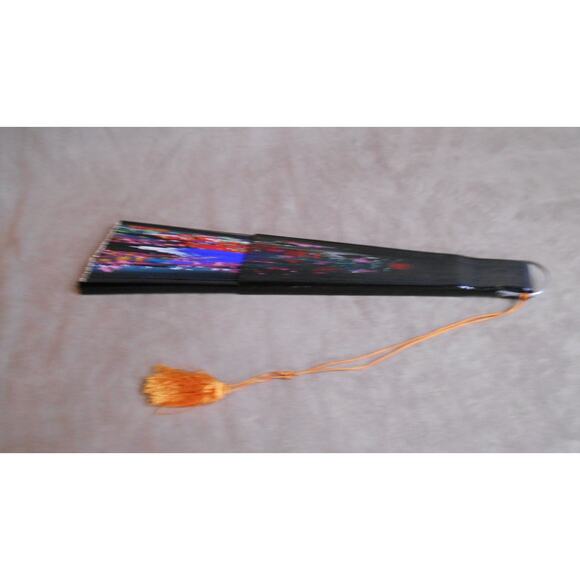 Japanese Folding Hand Fan Mount Fuji Cherry Blossoms Pagoda Hand Painted - Picture 8 of 9